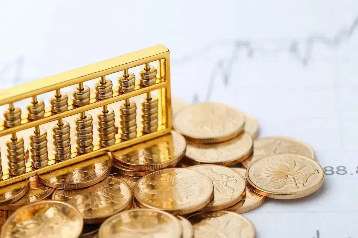Prakiraan Harga Emas: XAU/USD Berpotensi Tembus $3.400 di Tengah Ketegangan Perdagangan Global